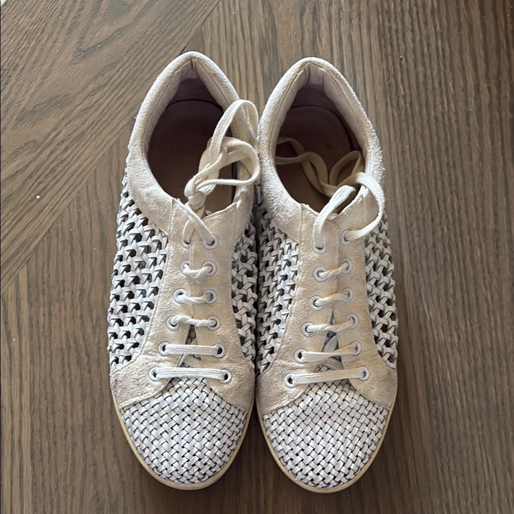 Joie woven leather shoes